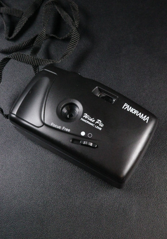 Panorama Wide Pic Vintage 1990's Panoramic 35mm Film Camera & Case - Working