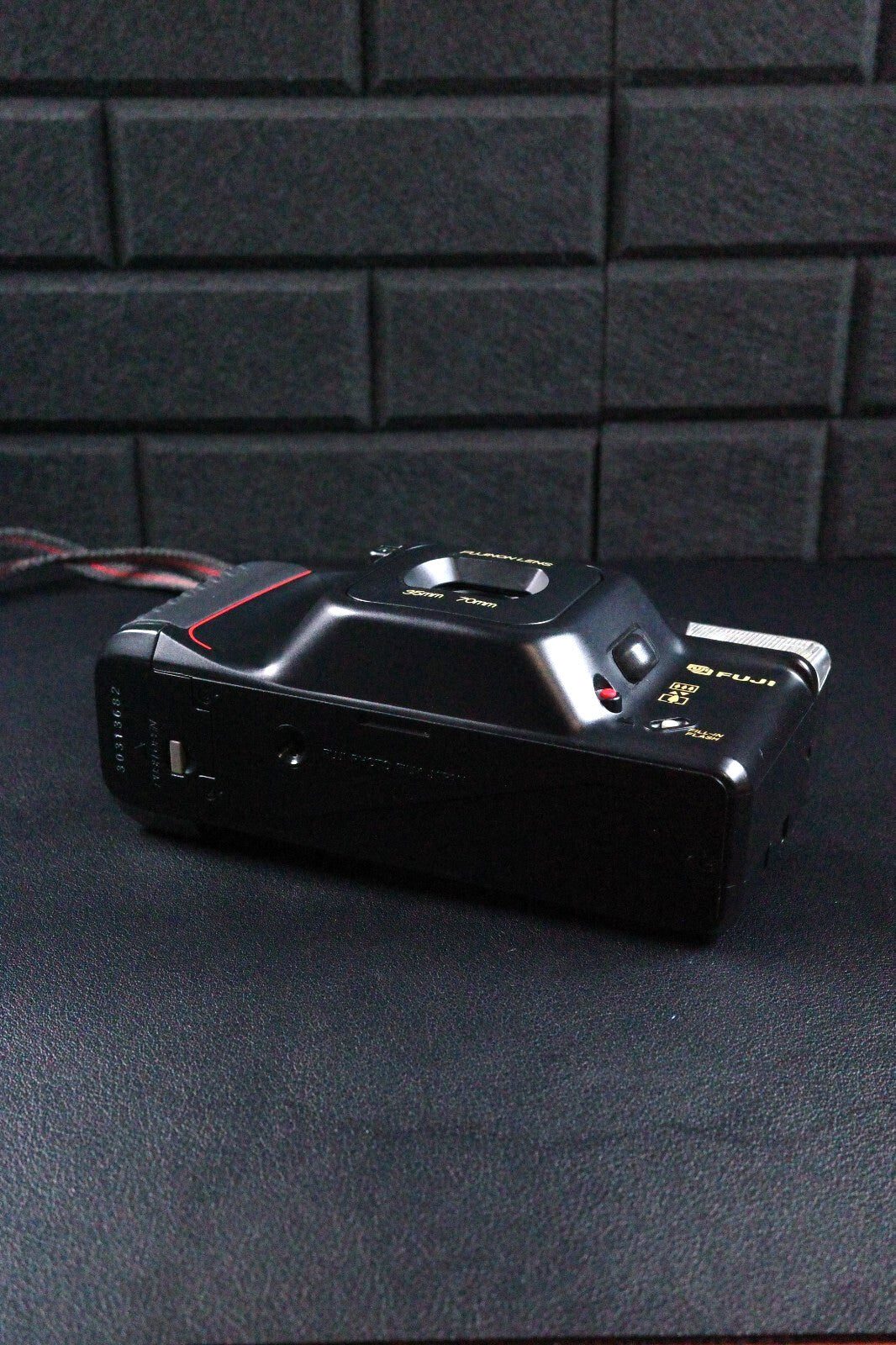 Fuji DL-400 Tele Point & Shoot With 35mm Film Camera - Boxed, Working (Fungus)