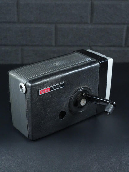 Kodak Brownie Vintage 1960's 8mm Movie Cine Camera Ektanar f/1.9 Lens - Working