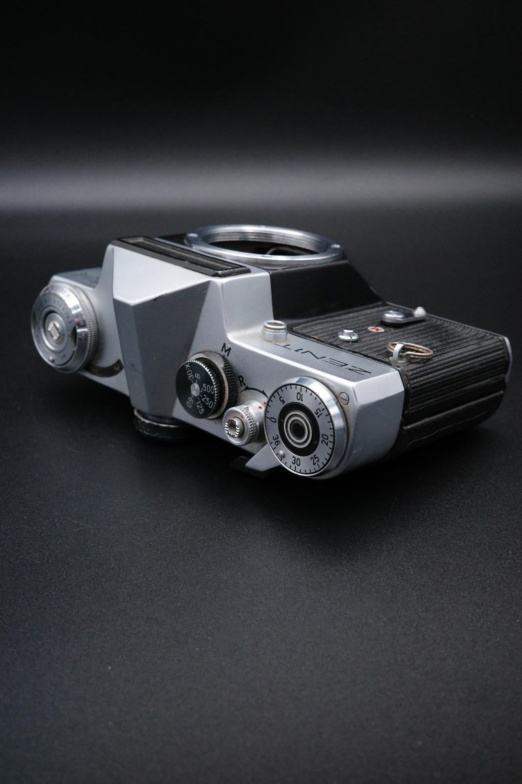 Zenit-EM 35mm Vintage 1960's SLR Film Camera – Spares, Repair or Display