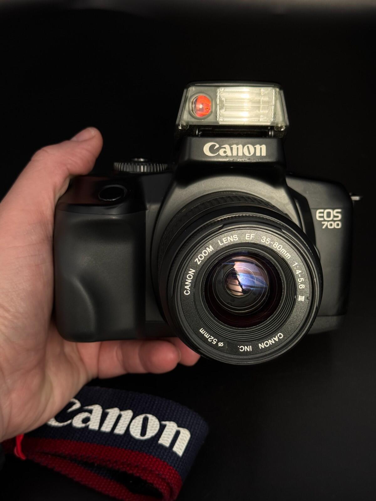 Canon EOS 700 35mm SLR Film Camera & 35-80mm Canon Lens - Working - Read Details