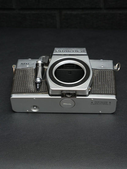 Praktica MTL3 SLR 35mm Vintage 1980's Film Camera Body Only - Faulty Not Working