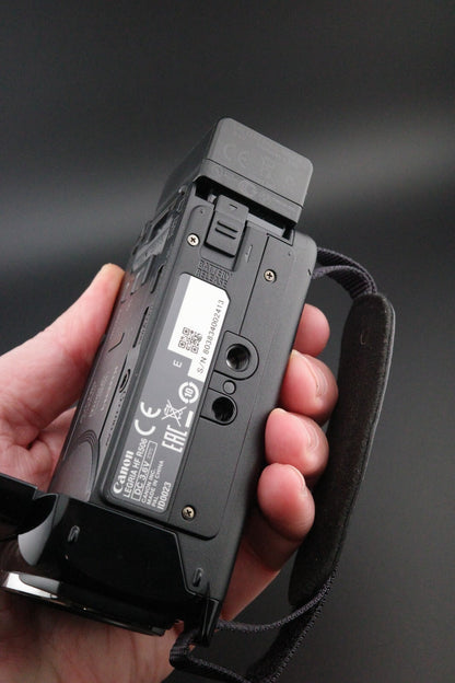 Canon LEGRIA HF R506 Full HD Camcorder Boxed Battery Charger Cables Excellent