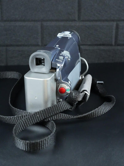 Canon MV700i MiniDV Camcorder Digital Video Camera With Night Mode - Working