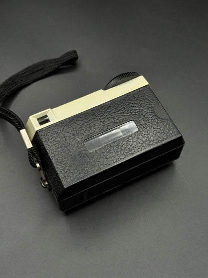 Vintage 1960's Kodak Instamatic 25 Retro 126 Film Camera - Winds & Fires
