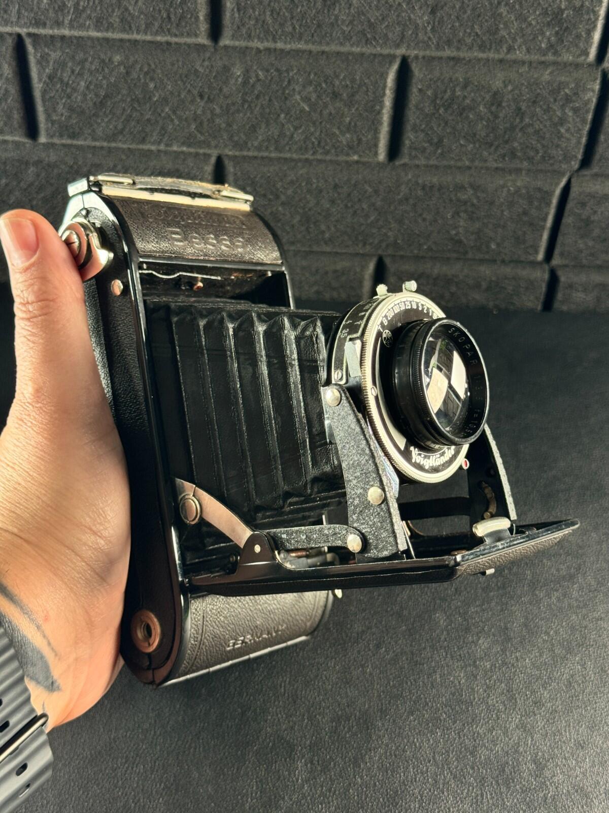 Voigtländer Bessa Vintage 1930's Folding Bellows Camera & Case - Not Working