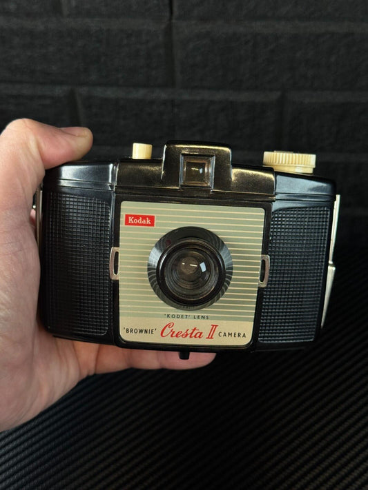 Kodak Brownie Cresta II 2 Vintage 1950s Camera & Original Case - Working (E421)