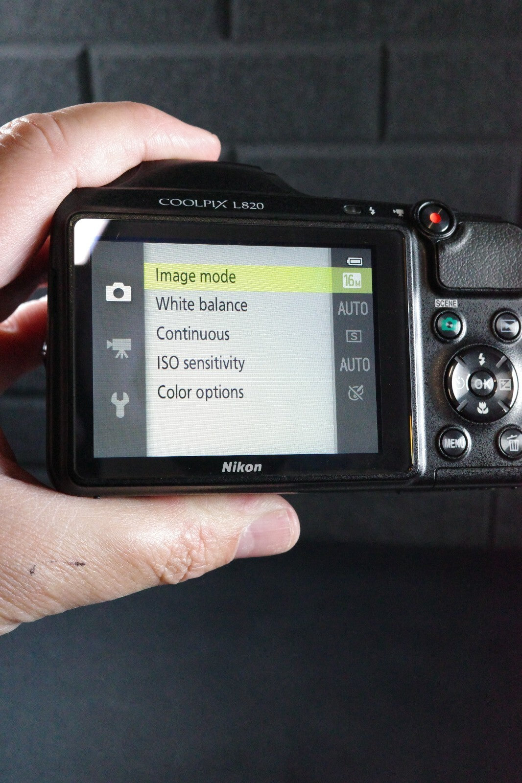 Nikon Coolpix L820 Digital Bridge Camera 16.1MP 30x Optical Zoom - Fully Working