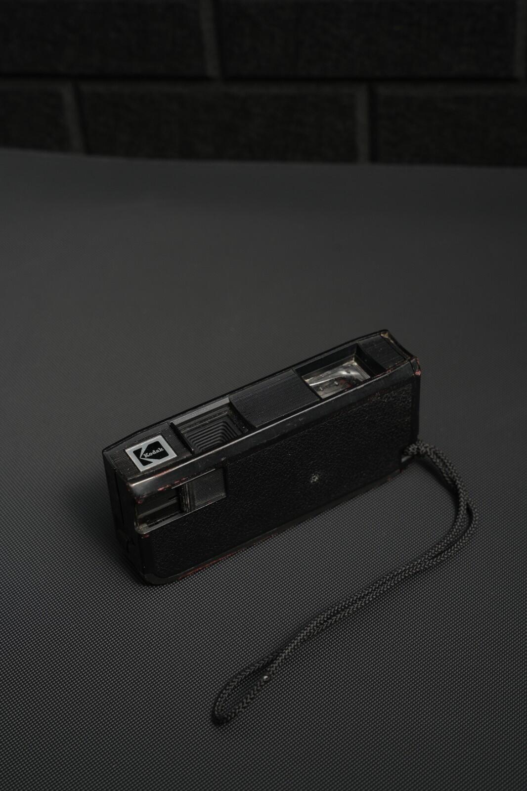 Kodak Instamatic 230 Vintage 1970's Film Camera Boxed - Faulty (H310)
