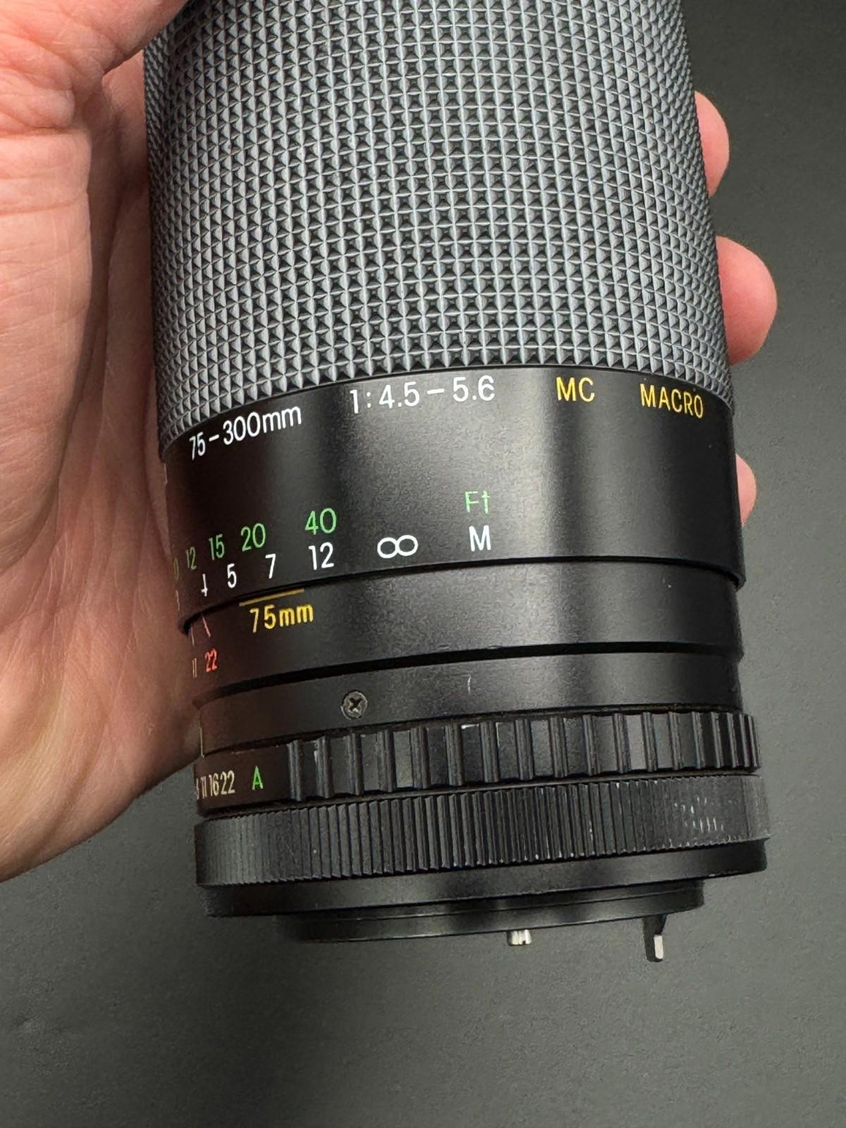 Miranda 75-300mm f4.5-5.6 Macro Zoom Lens Canon FD Mount - Read Details (C14)