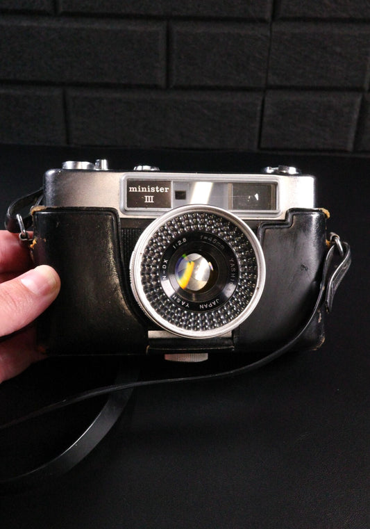 Yashica Minister III Vintage 1960's 35mm Rangefinder Camera & Case - Working