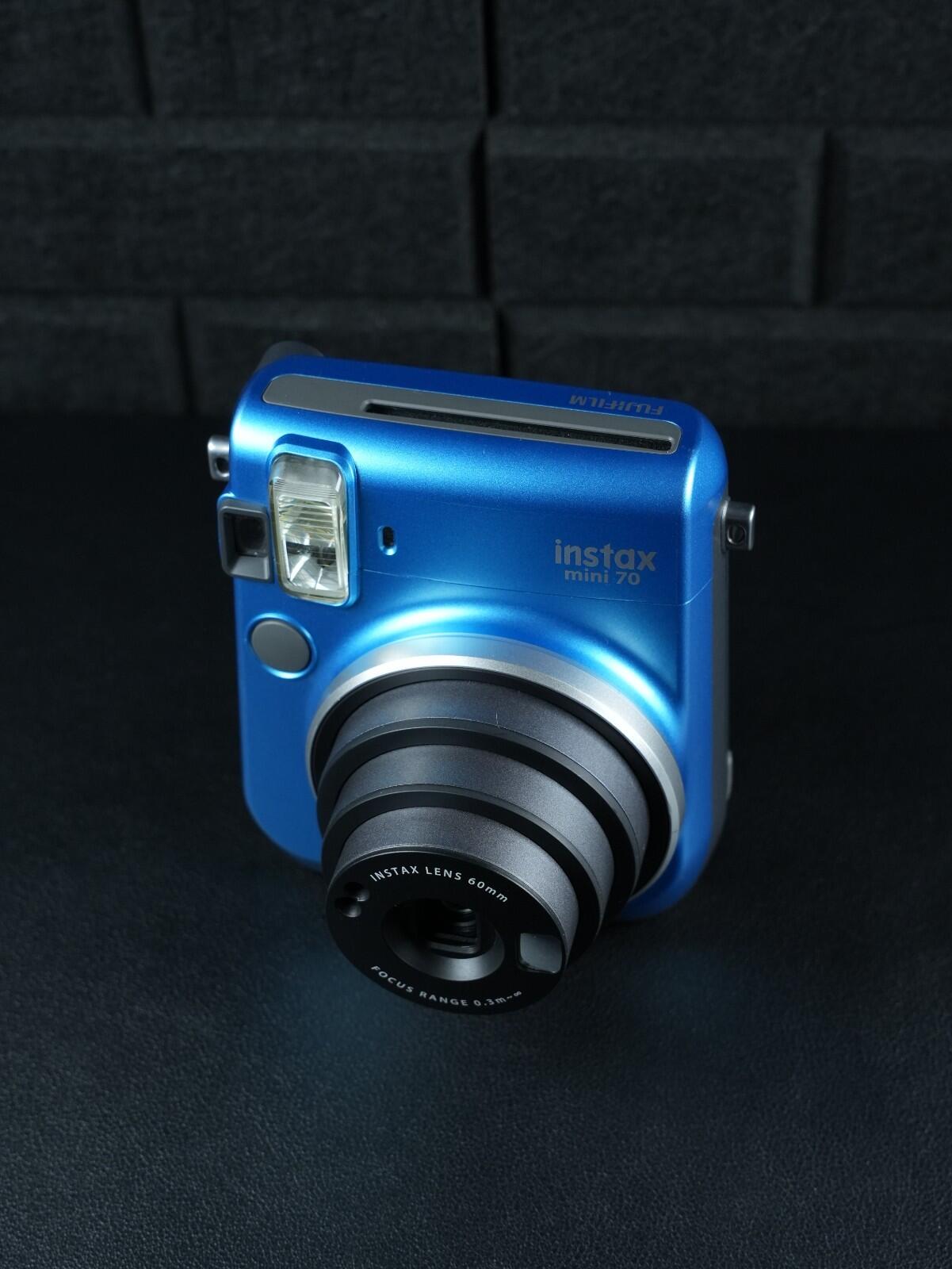 Fujifilm Instax Mini 70 Camera Instant Camera - Blue - Tested & Working (502)