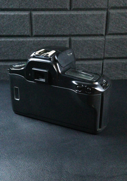 Canon EOS 1000F Vintage 1990's SLR 35mm Film Camera Body Tested & Fully Working