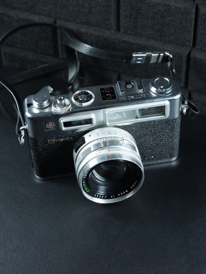 Yashica Electro 35 GSN Vintage 1970's 35mm Rangefinder Film Camera - Faulty W526