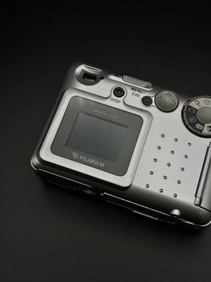 Fujifilm MX-1200 1.3MP Digital Camera + Batteries & Memory Card - Fully Working