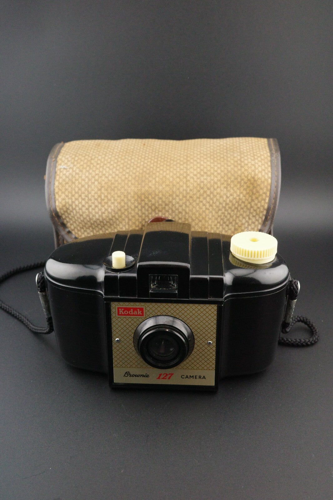 Vintage 1950's Kodak Brownie 127 Roll Film Camera With Case - Tested & Working