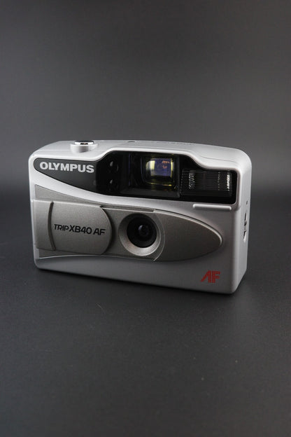 Olympus Trip XB40 AF 35mm Film Point & Shoot Camera, Case + Batteries - Working