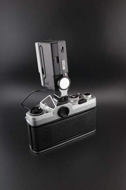 Vintage Chinon CS 35mm Film Camera, Helios Flash & 50mm 2.8 Lens - Fully Working
