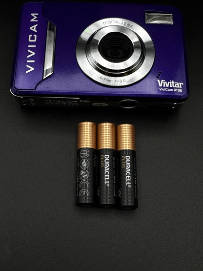 New & Boxed Vivitar Digital Camera Vivicam 9126 9.0MP Purple - Fully Working