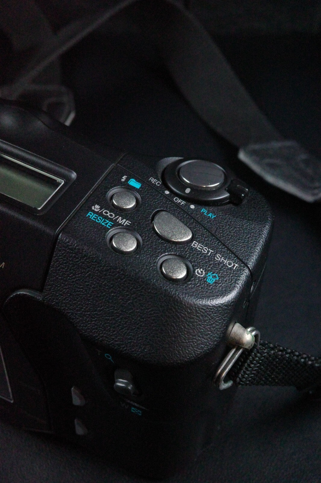 Casio BestShot QV-3500EX Vintage Y2K 3.3MP 12X Zoom Digital Camera - Near Mint