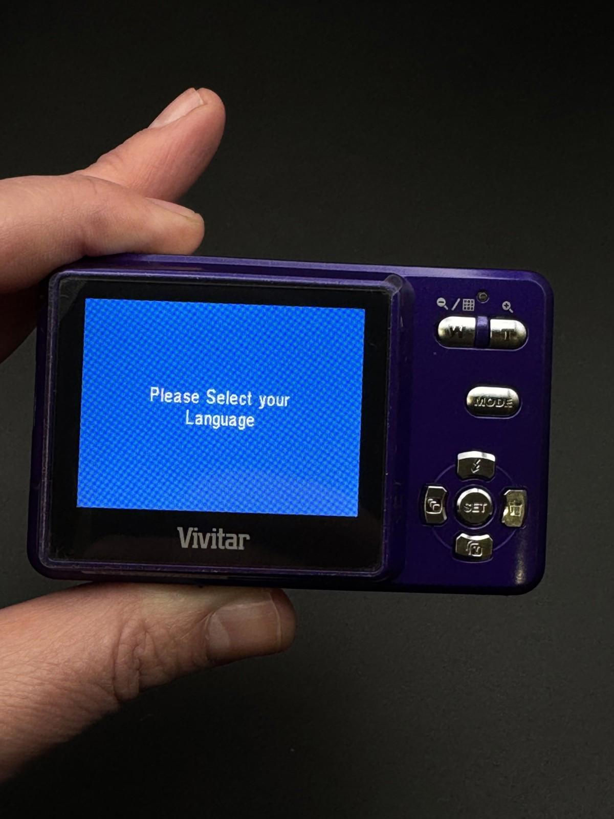 New & Boxed Vivitar Digital Camera Vivicam 9126 9.0MP Purple - Fully Working