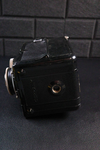 Voigtlander Brilliant Vintage 1930's 120 Film TLR Camera - Tested & Working