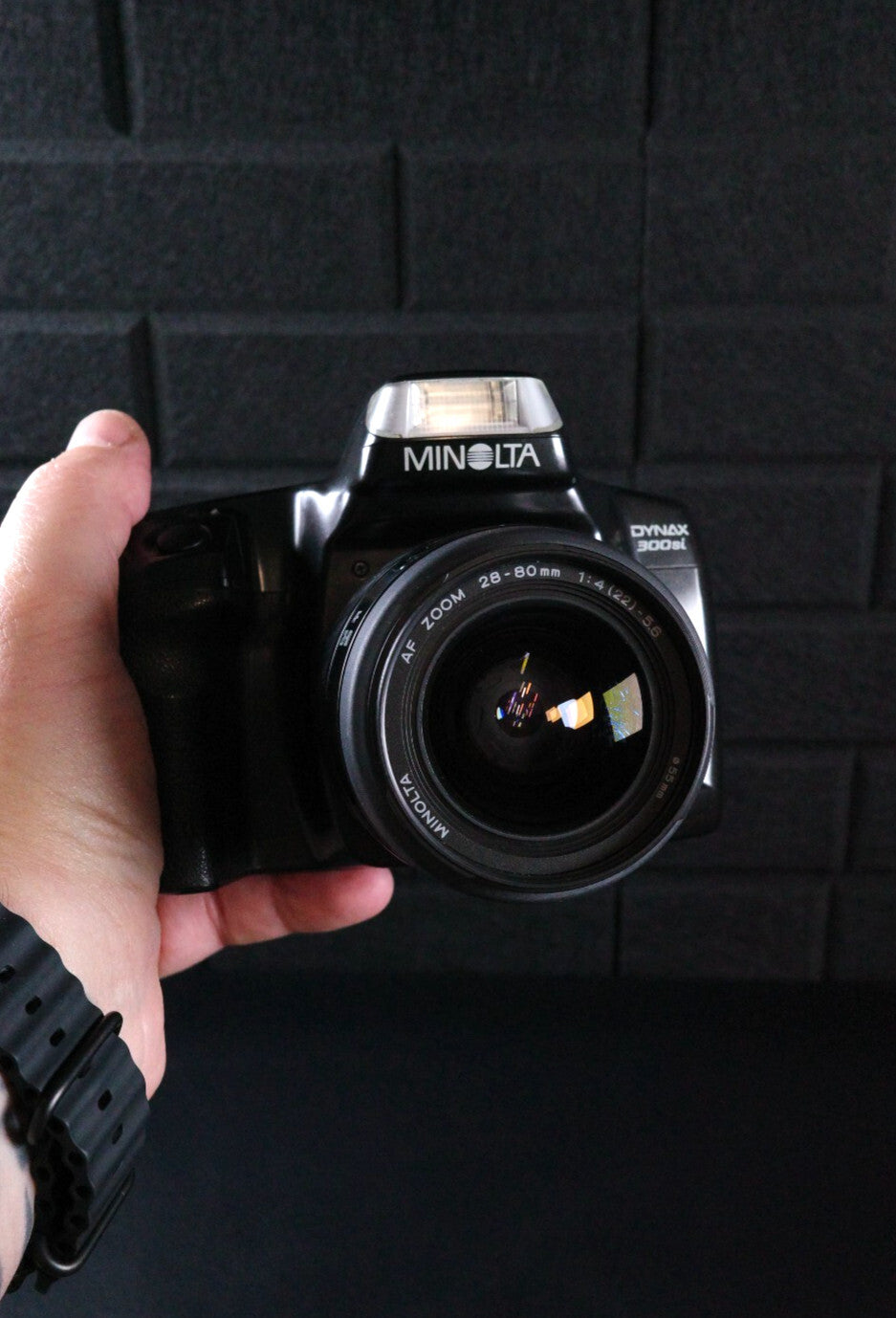 Minolta Dynax 300si Vintage 1990's 35mm SLR Film Camera + 28-80mm Lens - Working