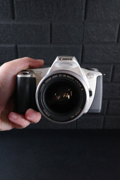 Vintage Canon EOS 300 35mm SLR Film Camera + 28-90mm Zoom Lens Tested & Working