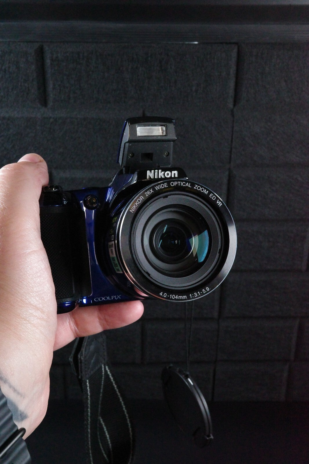 Nikon Coolpix L810 16.1MP Blue Digital Bridge Camera 26x Optical Zoom - Working