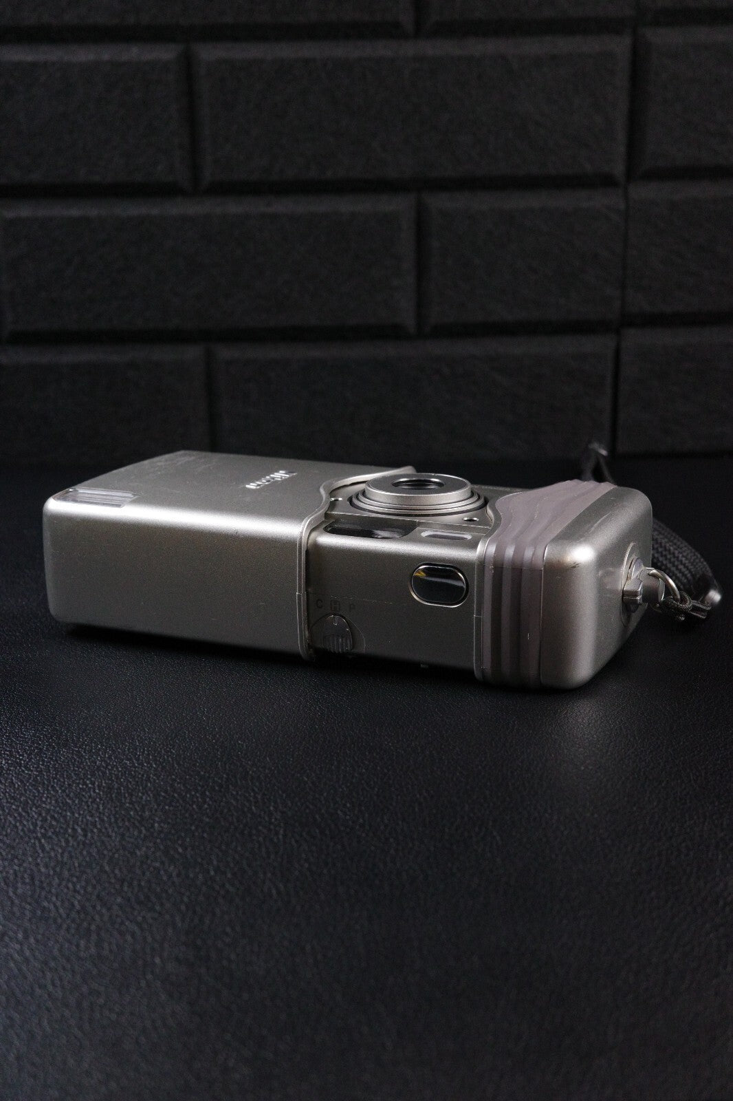 Nikon Nuvis S Vintage 1990's APS Film Point & Shoot Camera - Tested & Working