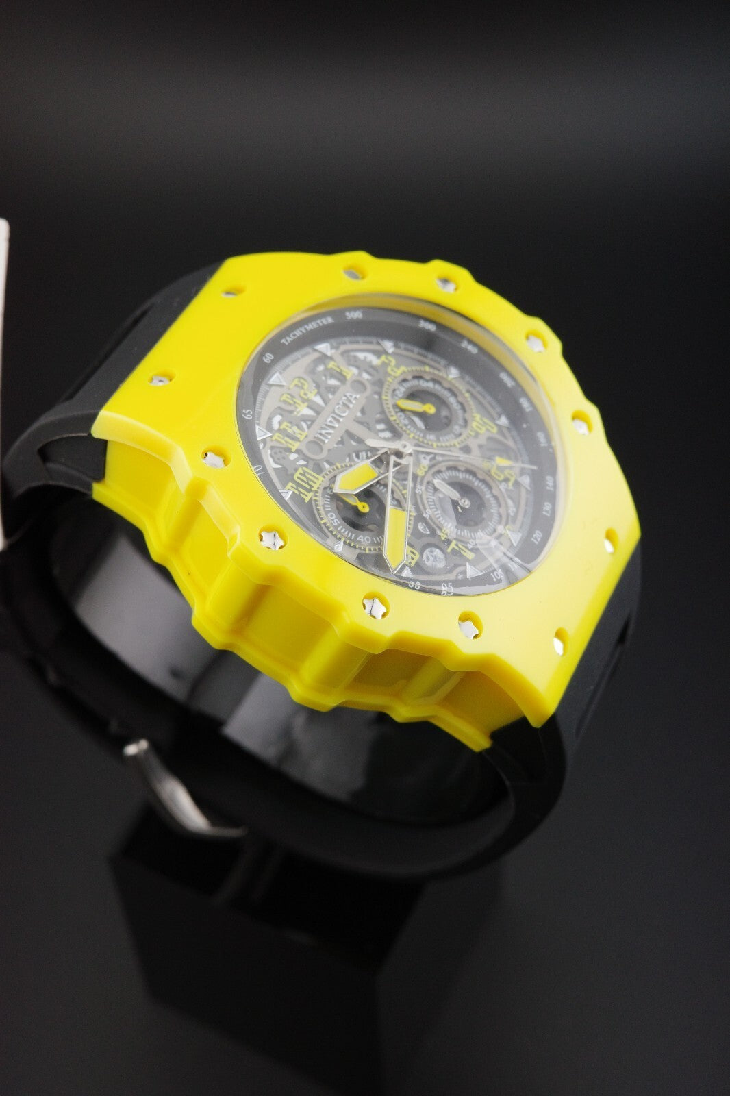 Invicta Racing Vaulthan 69667 Men’s Watch 44mm Yellow Black - Brand New & Boxed