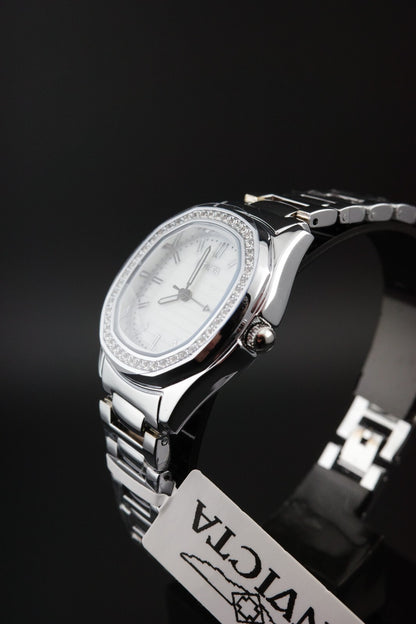 New Boxed Invicta Wildflower 001-GA-L-500 Ladies 32mm Silver Tone Bracelet Watch
