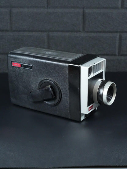 Kodak Brownie Vintage 1960's 8mm Movie Cine Camera Ektanar f/1.9 Lens - Working