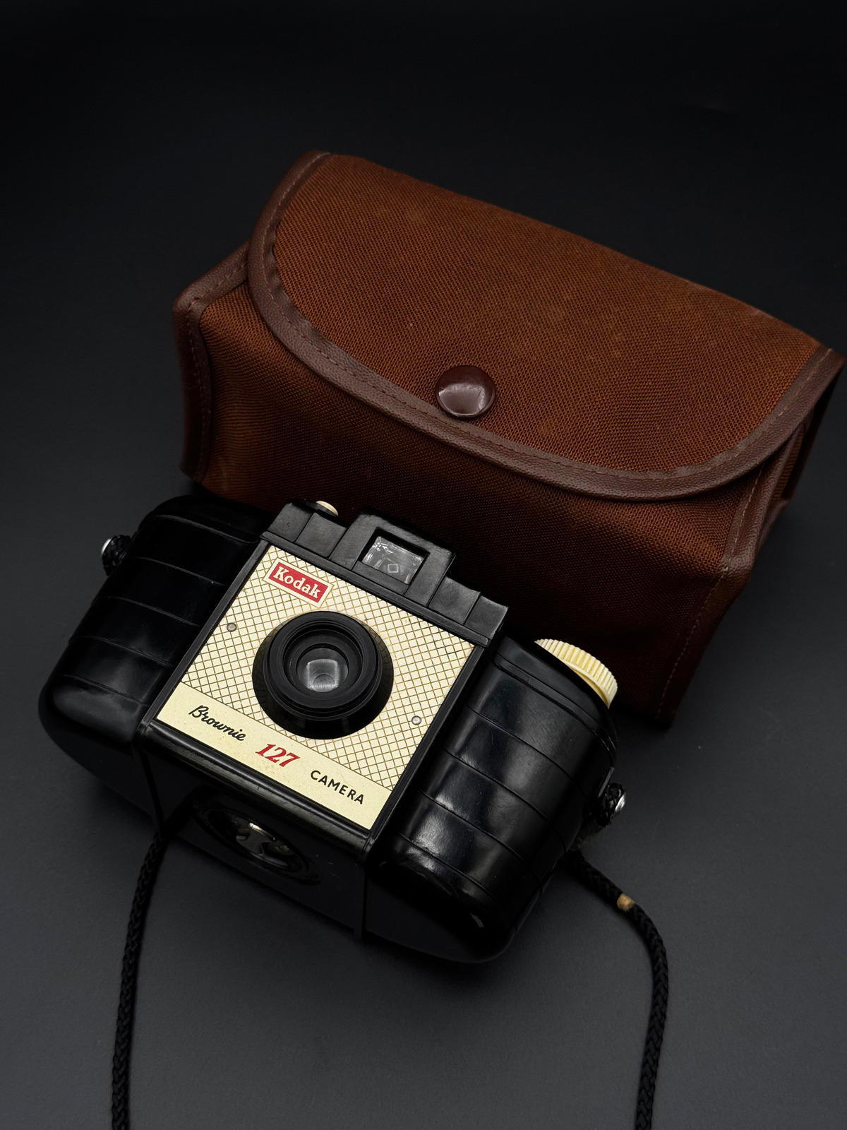 Fully Working Vintage Kodak Brownie Retro 127 Film Camera& Case