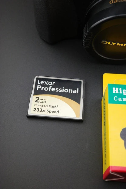 Olympus Camedia C5060 5.1MP Digital Camera + 2GB Lexar Pro CF Card & New Battery
