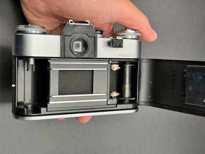 Zenit-E 35mm Vintage SLR Film Camera – Working