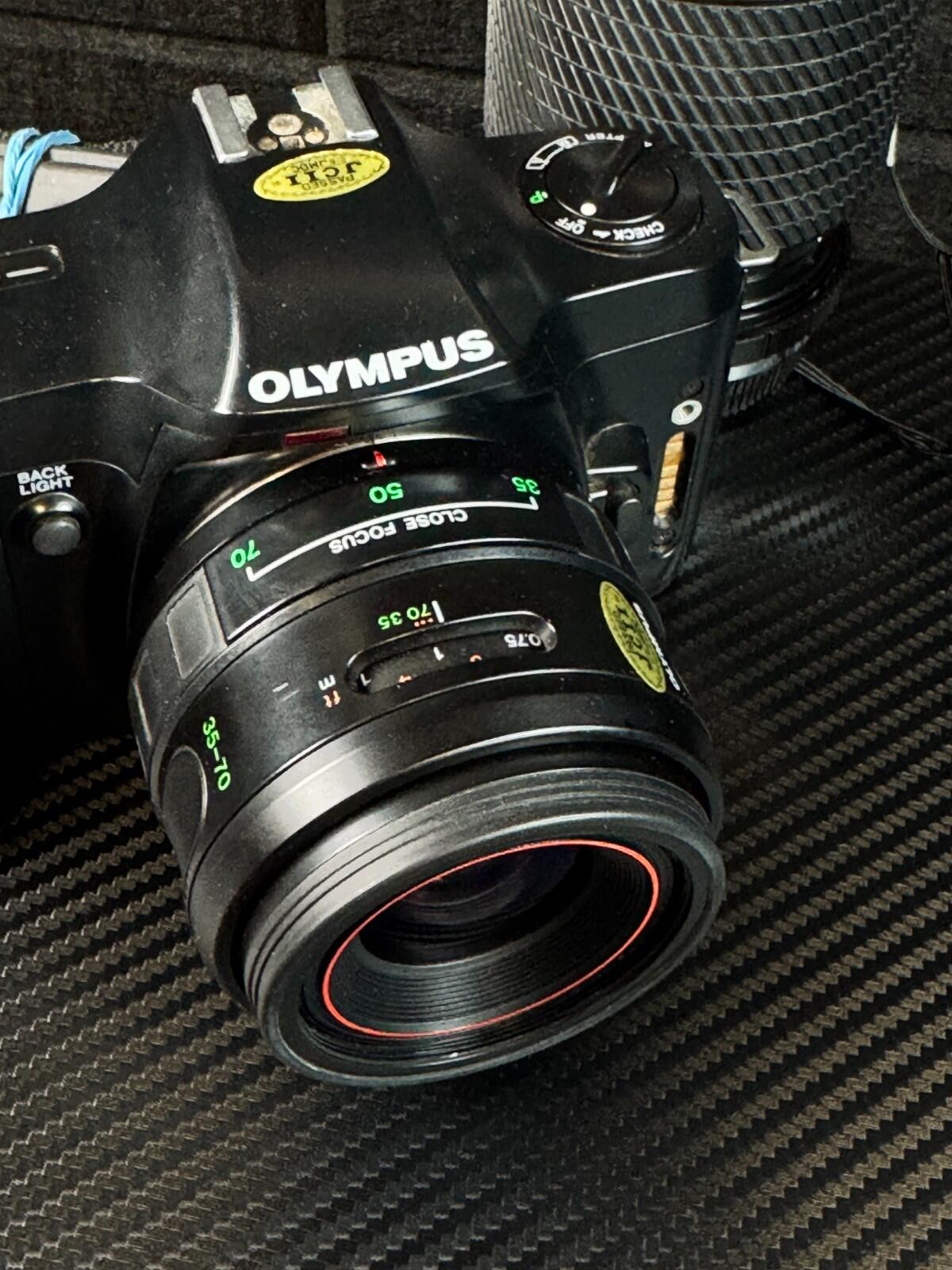 Olympus OM101 35mm Film Camera & 2 Lens Bundle - Working (Read Details) L405