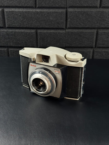 Vintage Kodak Brownie 44B Camera - 127 Film - Made in UK 1960s - Tested Working
