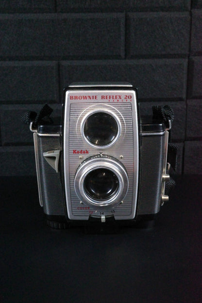 Kodak Brownie Reflex 20 Vintage 1960's 620 Film Box Camera - Tested & Working