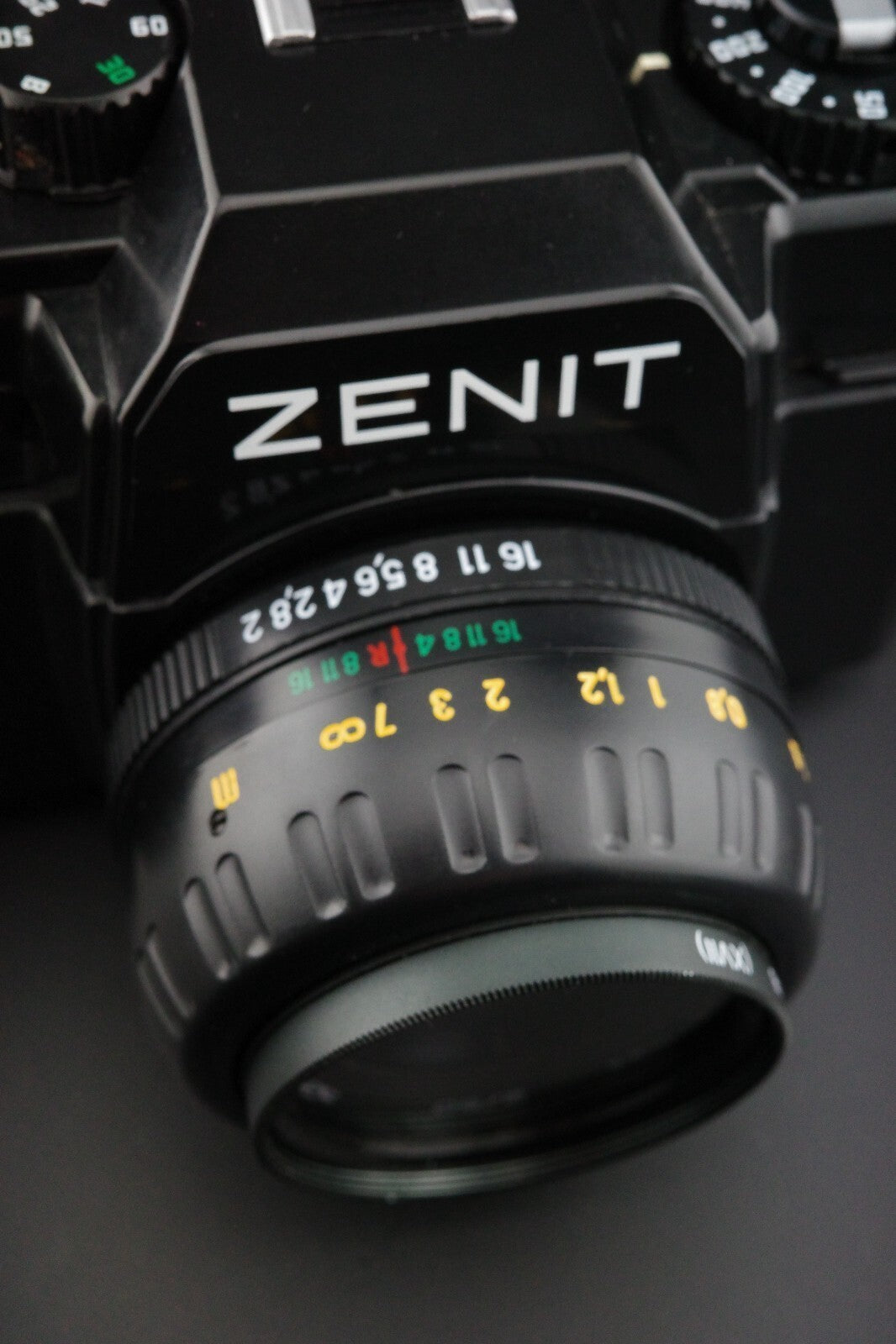 Zenit 122 35mm SLR + MC Zenitar-M2s 50mm f2 - Tested & Working and Near Mint