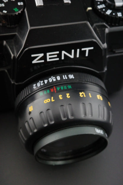 Zenit 122 35mm SLR + MC Zenitar-M2s 50mm f2 - Tested & Working and Near Mint