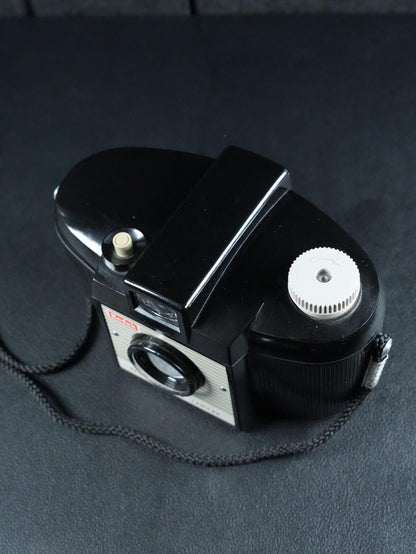 Kodak Brownie 127 Vintage 1950s 127 Film Camera + Case - Tested & Working (Z533)