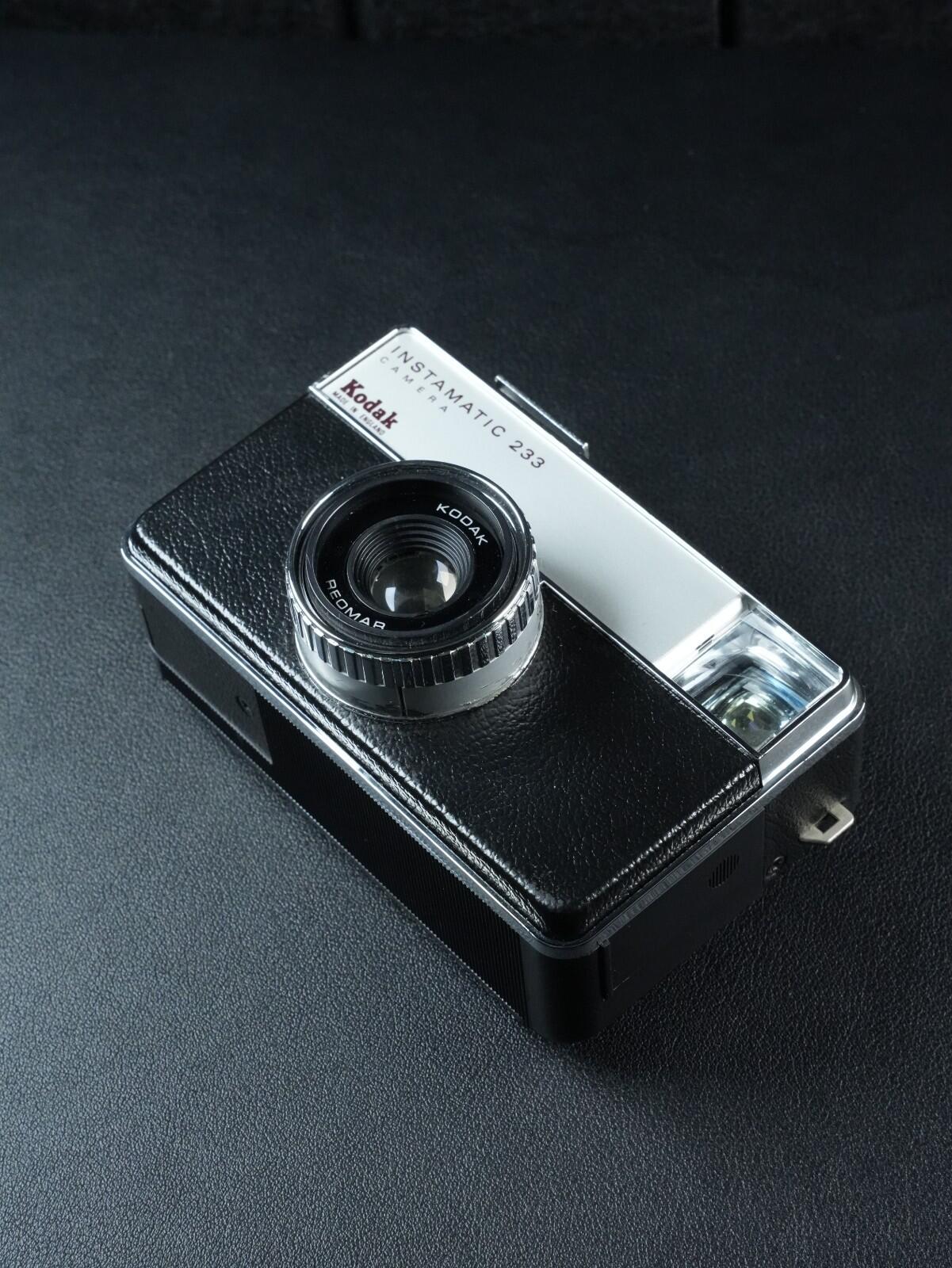 Kodak Instamatic 233 Vintage 1960's 126 Film Camera - Faulty - Display Only Y508