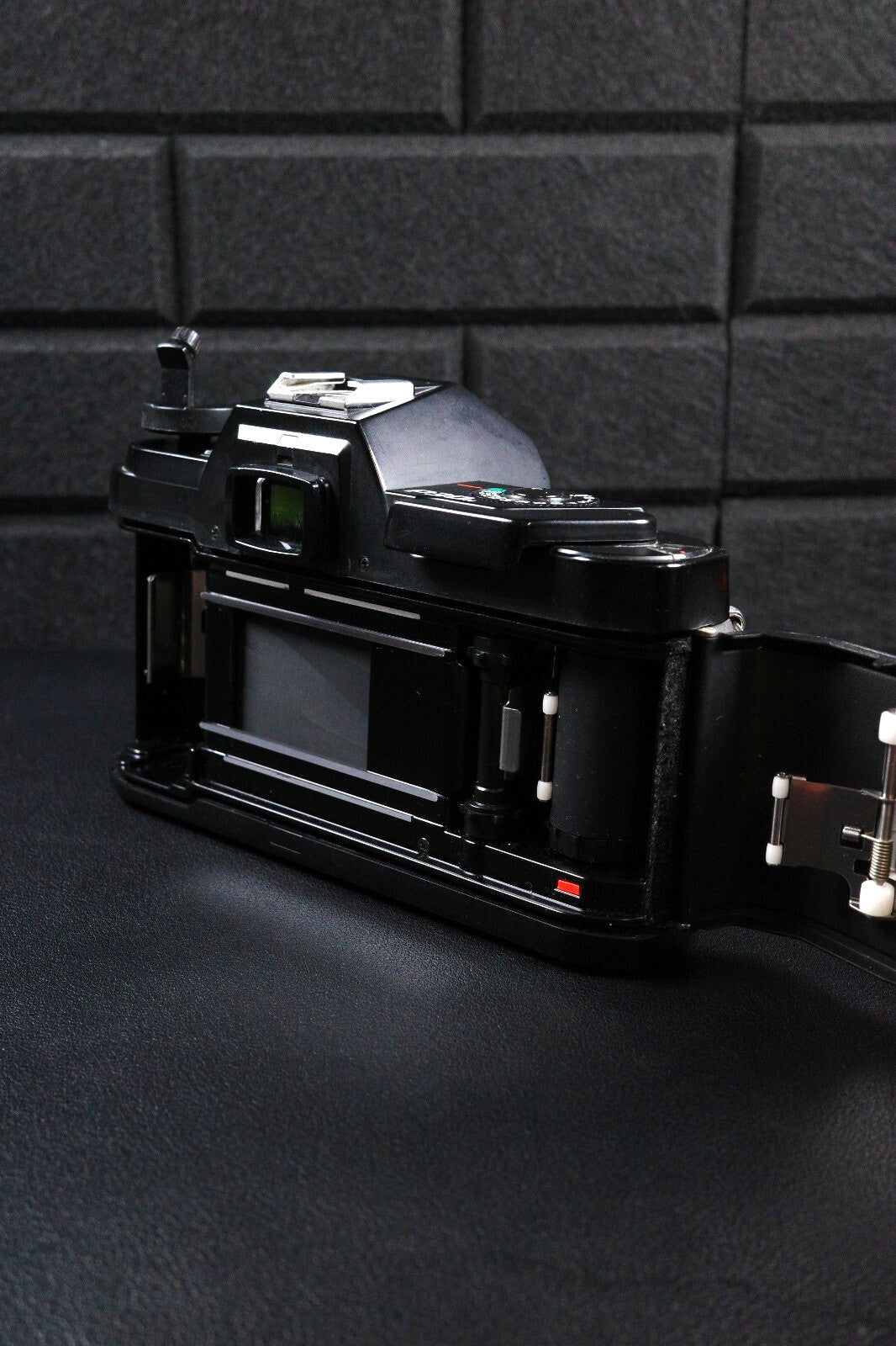 Pentax P30N 35mm Film Camera With Petri 50mm F/2 lens - Faulty Spares or Repair