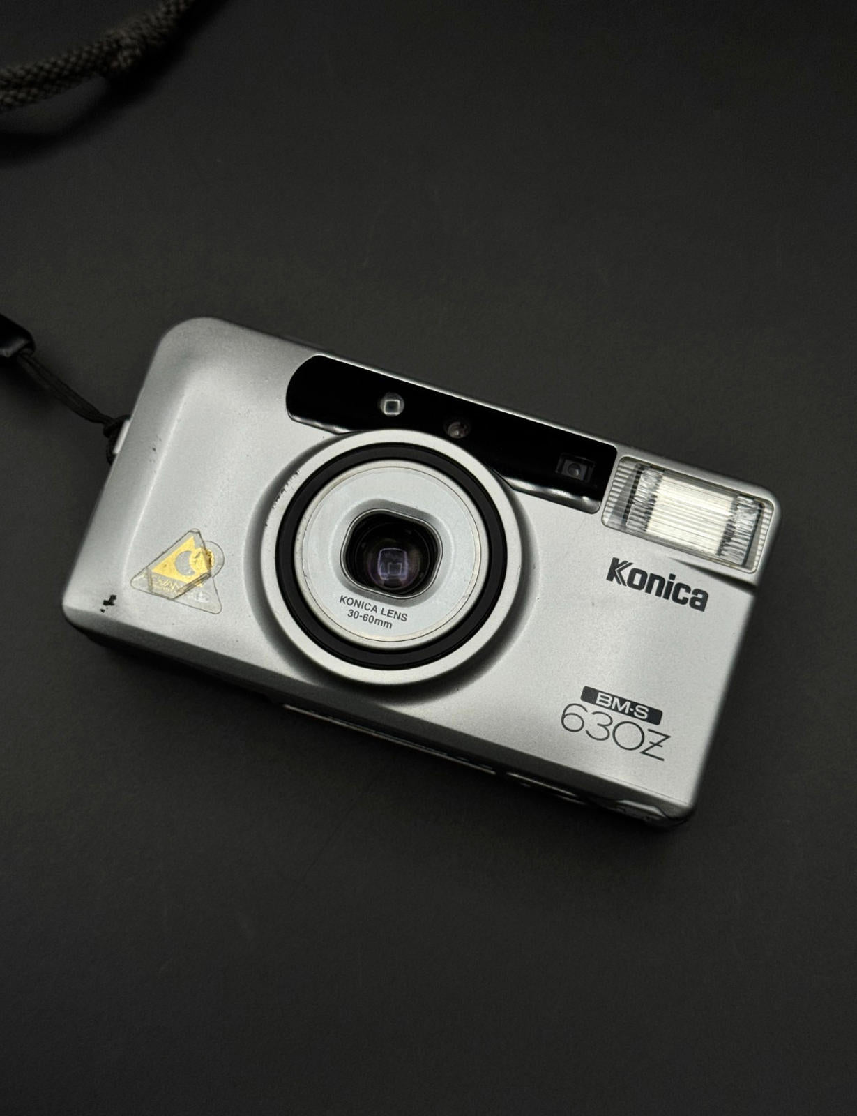 Konica BM-S 630Z - APS Film Compact Camera 30-60mm Lens - Vintage 1990's (M254)
