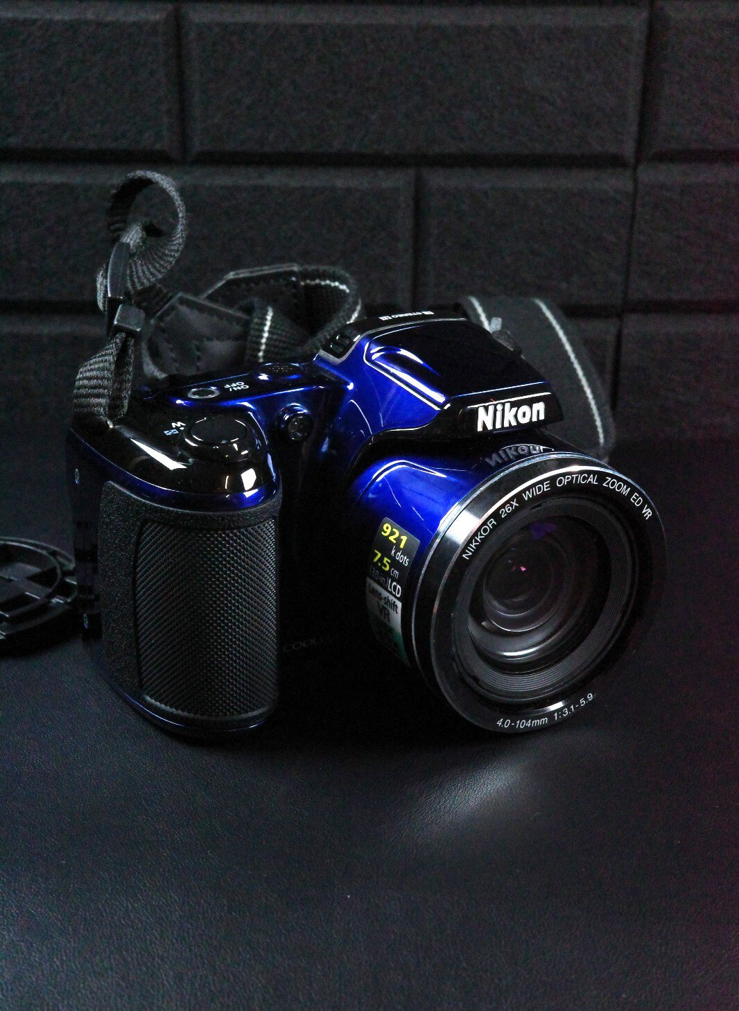 Nikon Coolpix L810 16.1MP Blue Digital Bridge Camera 26x Optical Zoom - Working