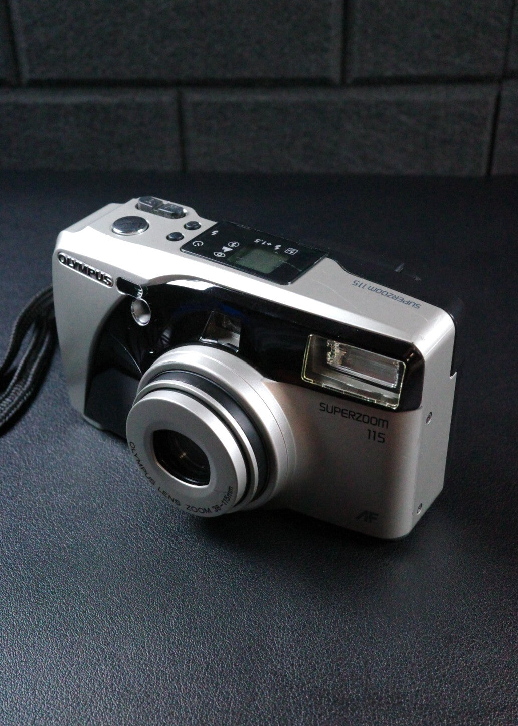 Olympus SuperZoom 115 Vintage 1990's Compact 35mm Film Camera Tested & Working