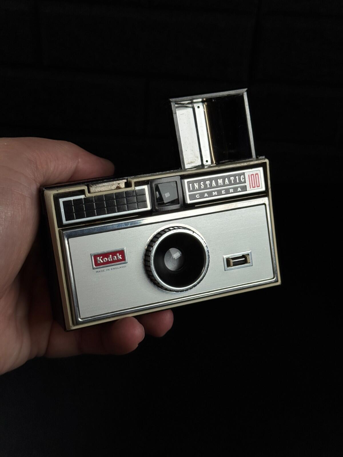 Boxed Kodak Instamatic 100 Vintage 1960's Compact 126 Film Camera - Not Working