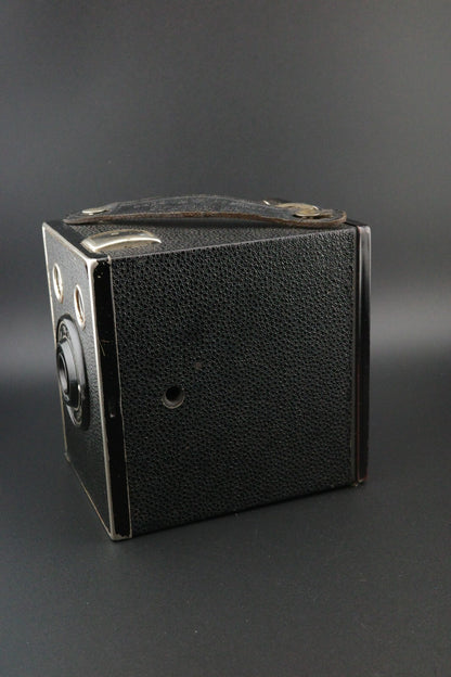 Kodak Six-20 Brownie Junior 620 Film Box Camera 1930s - Tested & Working