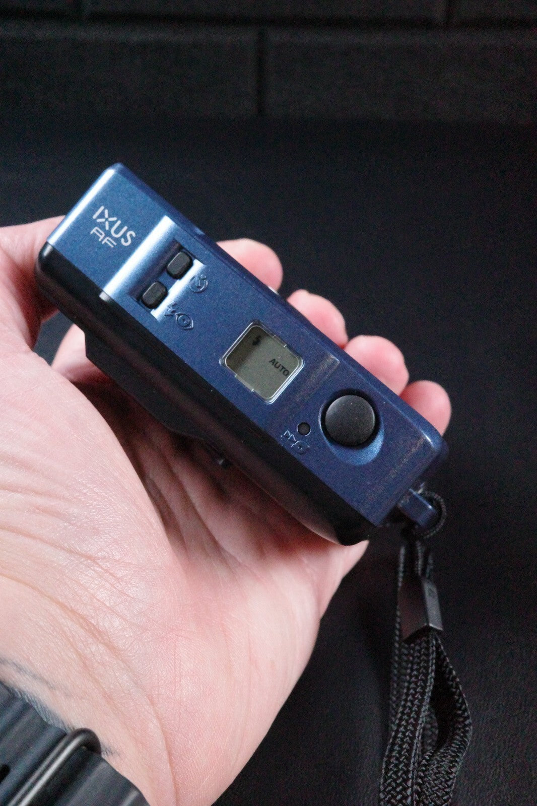 Canon IXUS AF Vintage 1990's Blue Compact APS Film Camera + Case Tested Working